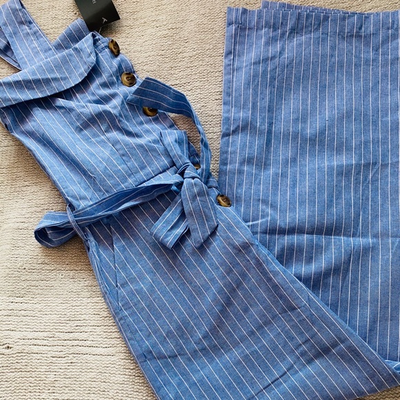 NWT - Picture 3 of 4